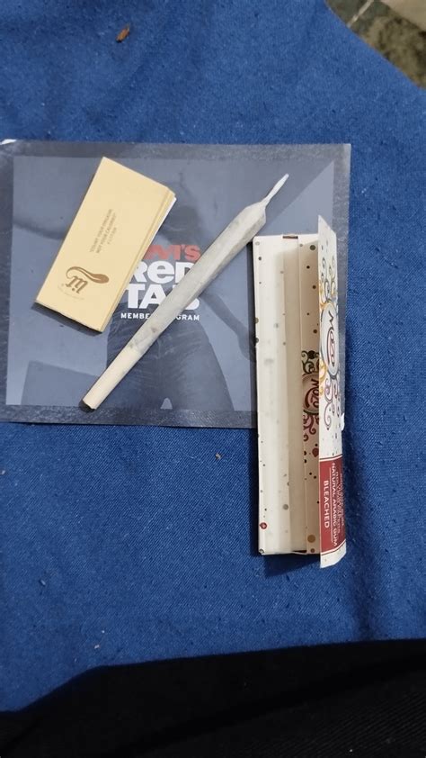 Does It Look Like A Decent Rolled Joint Any Tips On Rolling R