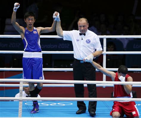 ボクシング男子バンタム級準々決勝でアル：ロンドン五輪 ボクシング 写真特集：時事ドットコム