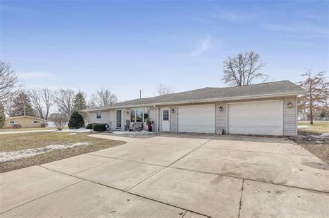 1691 View Ln Green Bay Wi 54313 Mls 50199747 Redfin