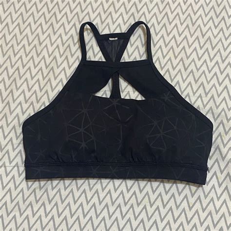 Lululemon sports bra, Women's Fashion, Activewear on Carousell