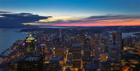 Sky View Observatory & Bar | Downtown Seattle