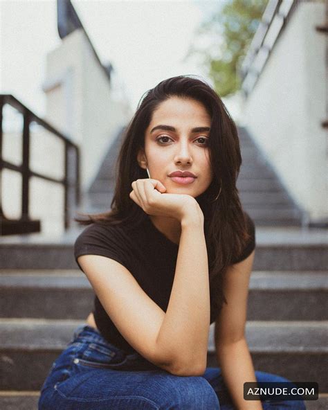 Meenakshi Chaudhary Nude Aznude