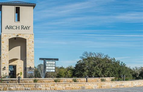 The New Wine Country Fredericksburg Toasts New Arch Ray Resort