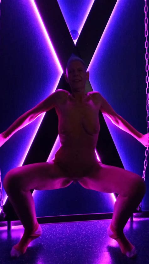 CoraBitch Nude Pics XHamster