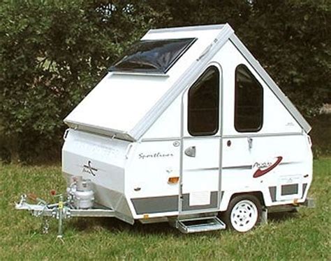 Compact Caravans @ ExplorOz Articles