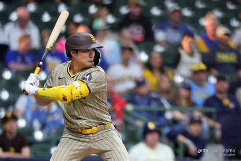 기술적 타격감각적 번트 김하성 2g 연속 멀티히트 Mlbpark