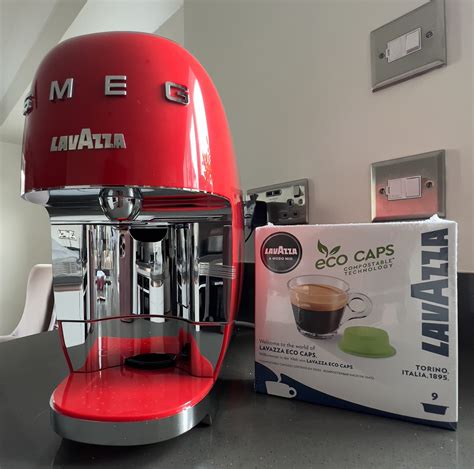 lavazza  modo mio smeg  pod coffee machine  aocom review