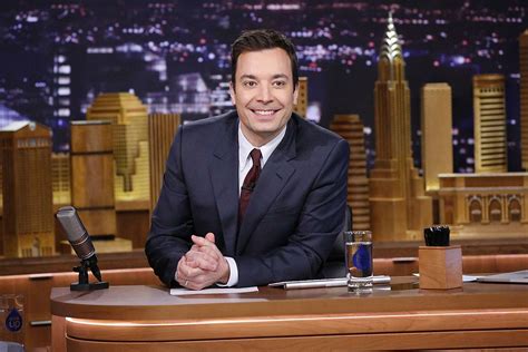 Jimmy Fallon It S Time For Jimmy Fallon To Start Wearing Glasses