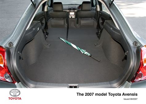 Avensis Saloon Interior (2007 - 2009) - Toyota Media Site