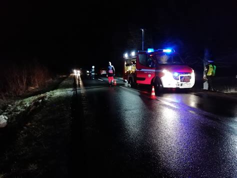 Kalej Wypadek Z Udzia Em Trzech Pojazd W Jedna Osoba Poszkodowana