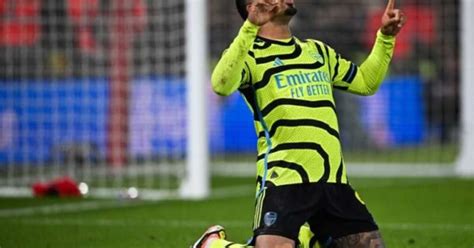 Arsenal Vence Nottingham Forest Gol E Assist Ncia De Gabriel Jesus