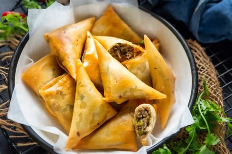 Chicken Samosa Recipe Step By Step Video Whiskaffair