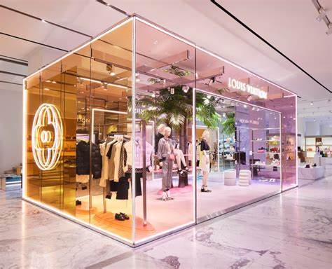 Amsterdam: Louis Vuitton pop-up store | superfuture®