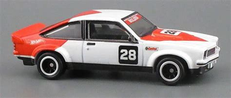 Hot Wheels Box Set Premium Holden Monaro GTS Holden Torana A X Universo Hot Wheels