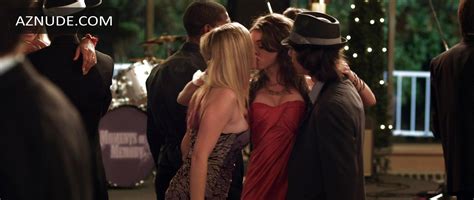 Dreama Walker Nude Aznude