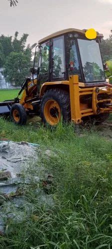 72 HP At 1800rpm JCB 3DX Backhoe Loader Machine Capacity 1800 Kg At