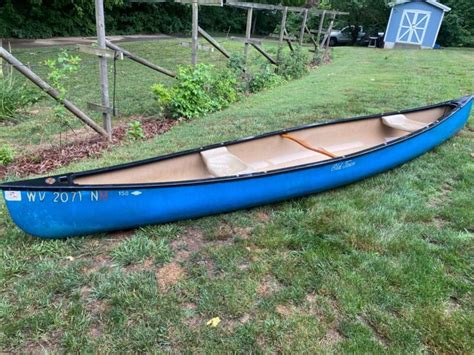 Old Town Discovery Canoe For Sale From United States