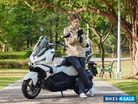 Sym Adx Scooter Price Specs And Features Bikes Sale