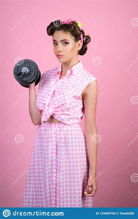 Powerful Housewife Pin Up Woman With Trendy Makeup Pinup Girl With