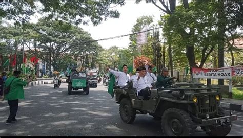 Meriah Kirab Satu Abad Nu Di Kota Malang Diberangkatkan Oleh Wali Kota