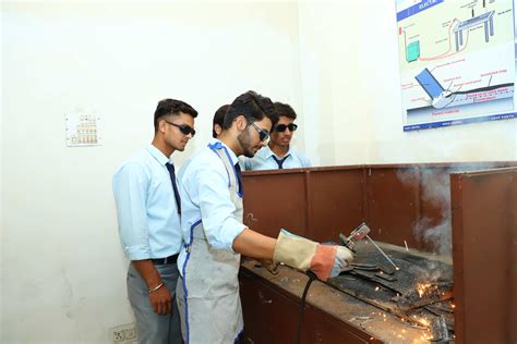 Top Engineering College In Jaipur Poornima Group Of Colleges