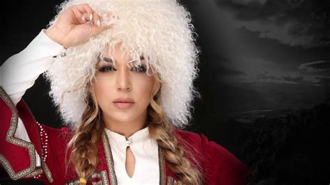 ЗАРИНА ТИЛИДЗЕ - MOMENATRE / ZARINA TILIDZE - MOMENATRE NEW SONG - YouTube