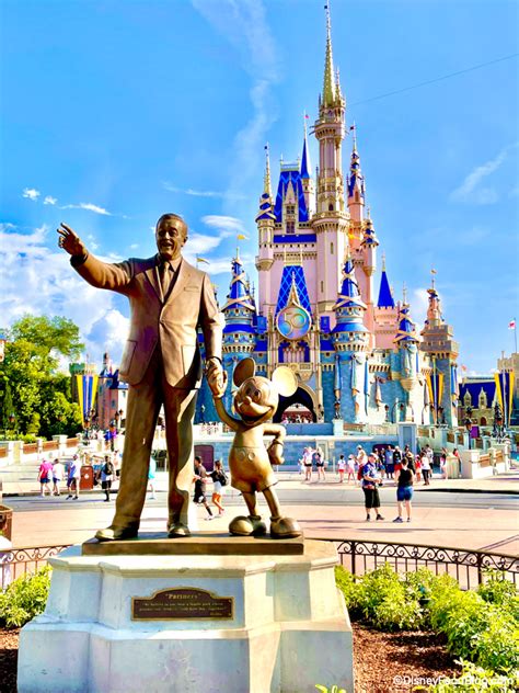 PHOTOS See The New 50th Anniversary Sign On Cinderella Castle In