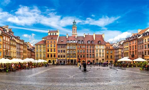 Warsaw Travel Guide - Bautrip