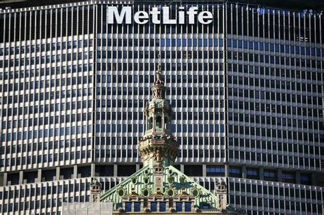 metlife   shed fed oversight   wsj