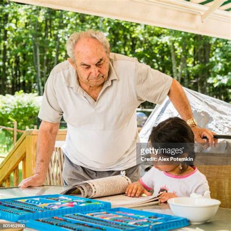 90s Pennsylvania Families Photos And Premium High Res Pictures Getty