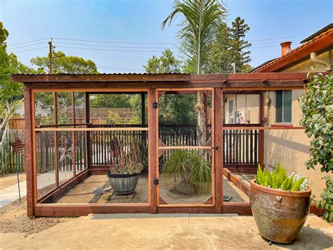 Outdoor Cat Enclosures Connected to House | Cat Topia