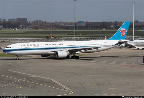 B China Southern Airlines Airbus A Photo By Thom Luttenberg