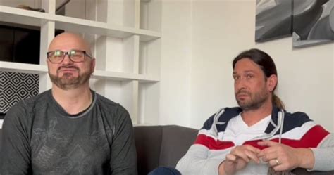 Ispovijest prvog vjenčanog gay para iz BiH Gađali su nas flašom a malo dijete je bilo sa nama
