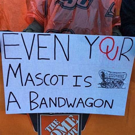 The 50 Funniest College Football Fan Signs Ever Gallery Wwi