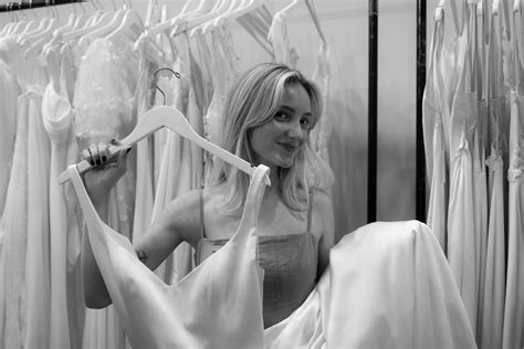 Contact 3 — The Dress Theory