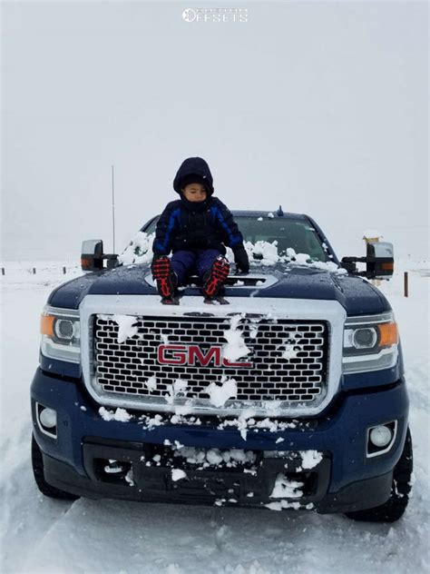 Gmc Sierra Hd With X Hostile Alpha And R