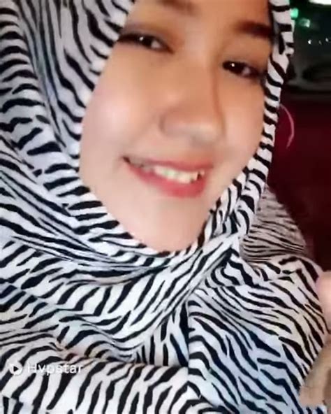 Cewek Gigi Gingsul Cantik Youtube