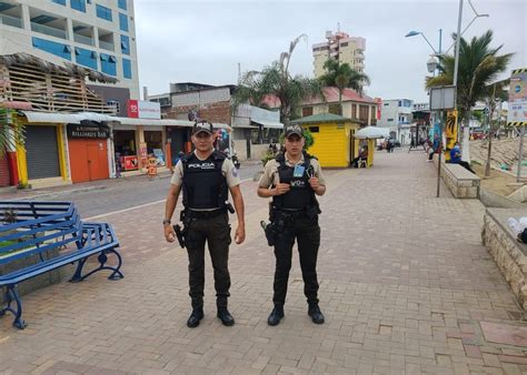 Polic A Ecuador On Twitter Por Tu Seguridad En Staelena Realizamos