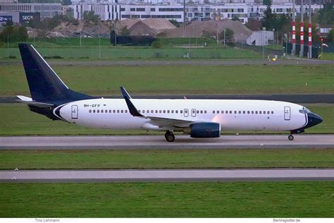 Aeroitalia Boeing 737 800 WL 9H GFP Berlin Spotter De