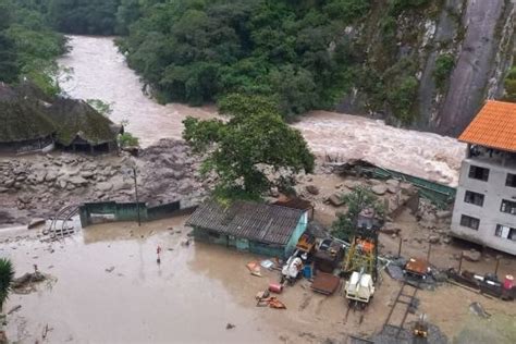 Cusco Huaico Provoca Colapso De Puentes Y Viviendas Afectadas En