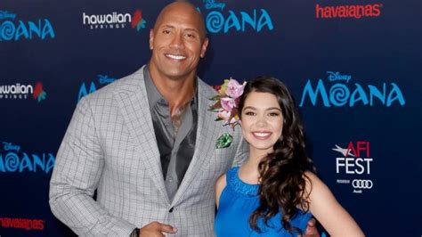 Moana Star Aulii Cravalho Recalls Her Mom Hitting On Dwayne Johnson