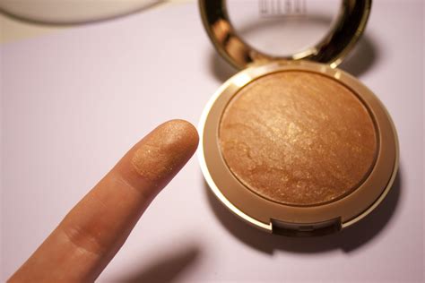 Beauty In The Basics Review Milani Baked Bronzer And Blush Glow