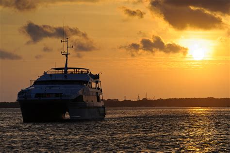 Bali Sunset Dinner Cruise - Bali Discover