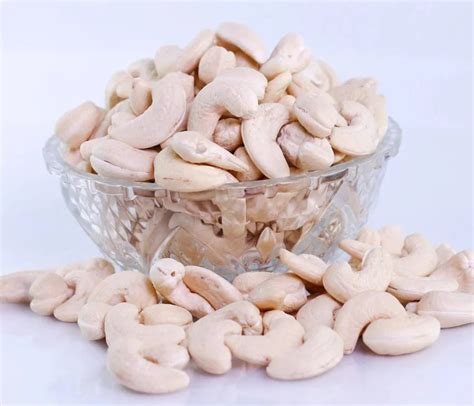 W Whole Cashew Nuts At Rs Kg Cuddalore Id