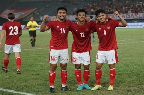 4 Kelebihan Pemain Timnas Indonesia Yang Main Di Klub Luar Negeri