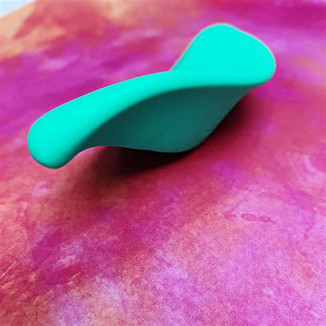 Toy Review The Wave By Romp Sexbloggess