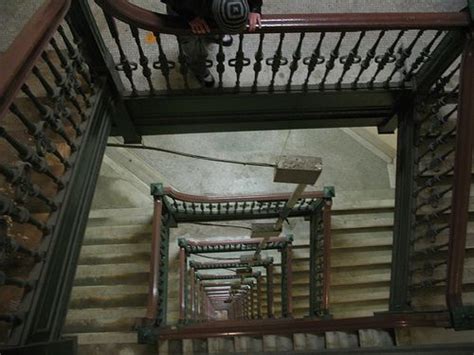 Stairwell At Municipal Building Nyc City Hall Nyc Stairwell Building