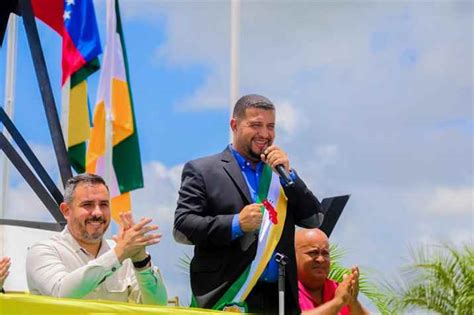 Gobernador Luis Marcano Particip En El Acto De Presentaci N De Los