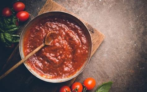 How To Thicken Tomato Sauce? Easy Guide To Thicken Tomato Sauce | Eat Delights