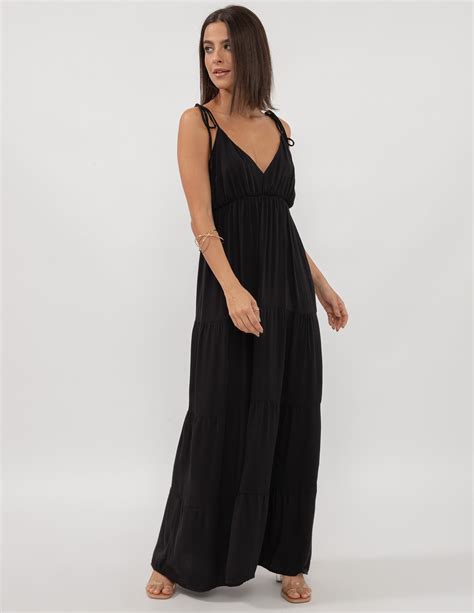 Vestido Longo Amplo Preto Sangue Latino